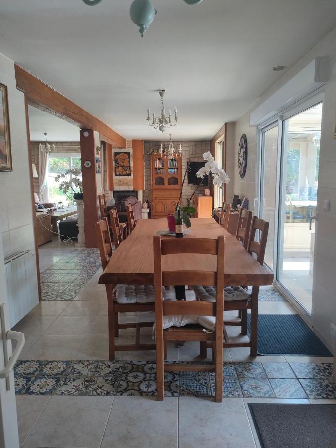 Le Domaine D Estelle Danestal Esterno foto